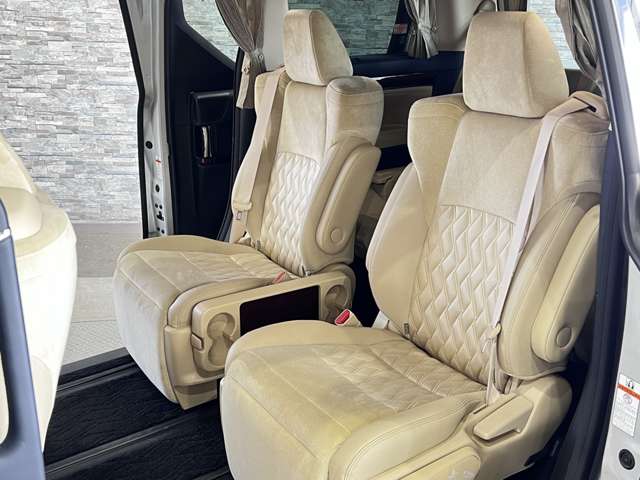 トヨタ ヴェルファイア ２．５ Ｖ ４ＷＤ H28年 (関東) 99