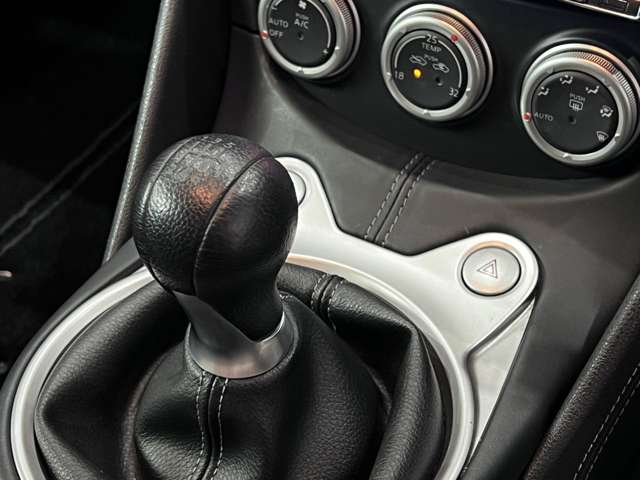 日産 フェアレディＺ ３．７ バージョン Ｓ H22年 (関東) 99