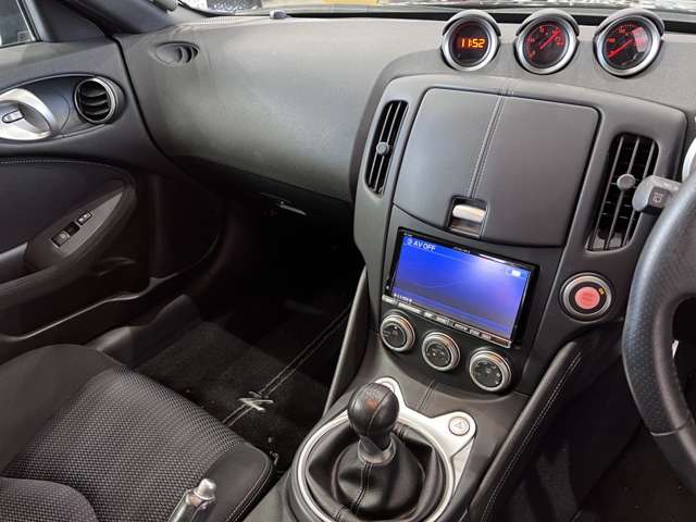 日産 フェアレディＺ ３．７ バージョン Ｓ H22年 (関東) 99