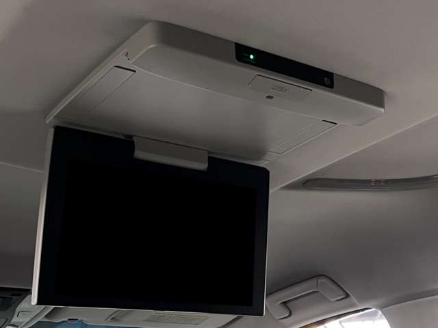 トヨタ ヴェルファイア　ハイブリッド ハイブリッド ２．５ ＺＲ Ｅ－ＦＯＵＲ ４ＷＤ H27年 (関東) 99