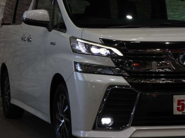 トヨタ ヴェルファイア　ハイブリッド ハイブリッド ２．５ ＺＲ Ｅ－ＦＯＵＲ ４ＷＤ H27年 (関東) 99