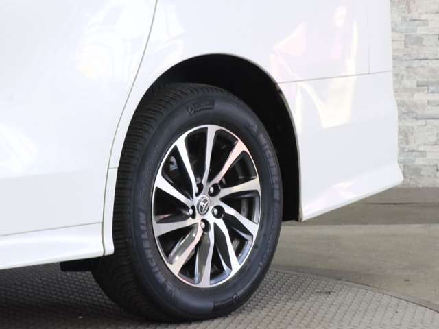 トヨタ ヴェルファイア　ハイブリッド ハイブリッド ２．５ ＺＲ Ｅ－ＦＯＵＲ ４ＷＤ H27年 (関東) 99