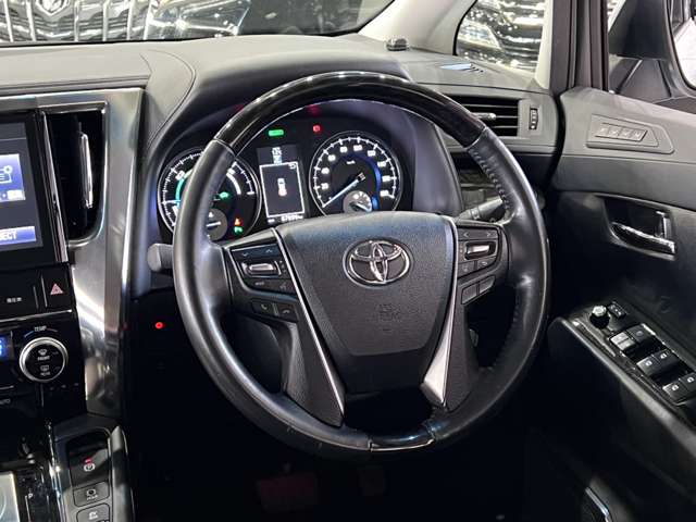 トヨタ ヴェルファイア　ハイブリッド ハイブリッド ２．５ ＺＲ Ｅ－ＦＯＵＲ ４ＷＤ H27年 (関東) 99