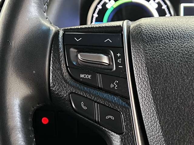 トヨタ ヴェルファイア　ハイブリッド ハイブリッド ２．５ ＺＲ Ｅ－ＦＯＵＲ ４ＷＤ H27年 (関東) 99