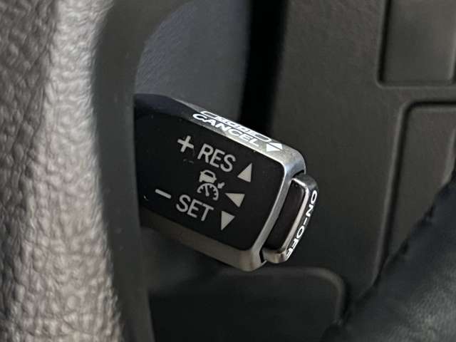 トヨタ ヴェルファイア　ハイブリッド ハイブリッド ２．５ ＺＲ Ｅ－ＦＯＵＲ ４ＷＤ H27年 (関東) 99