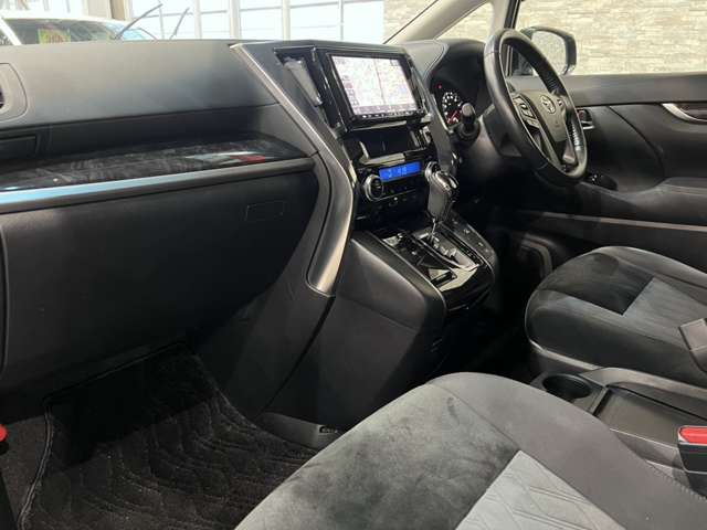 トヨタ ヴェルファイア ２．５ Ｚ R1年 (関東) 99