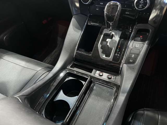 トヨタ ヴェルファイア ３．５ ＺＡ Ｇエディション ４ＷＤ H28年 (関東) 99