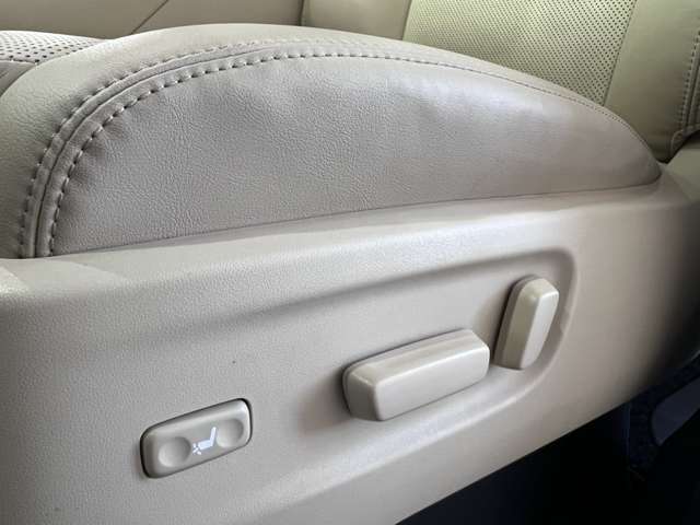 トヨタ アルファード ２．５ Ｇ H30年 (関東) 99