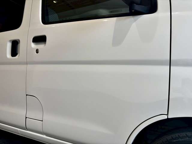 ダイハツ ハイゼットカーゴ ６６０ スペシャル ハイルーフ H29年 (近畿) 99