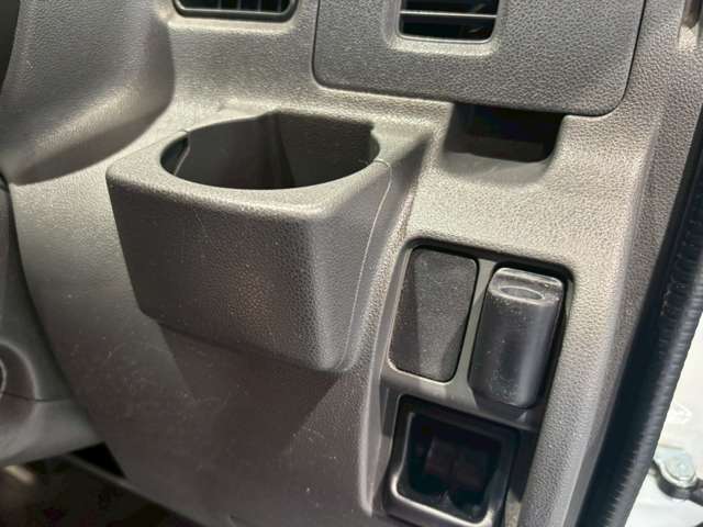 ダイハツ ハイゼットカーゴ ６６０ スペシャル ハイルーフ H29年 (近畿) 99