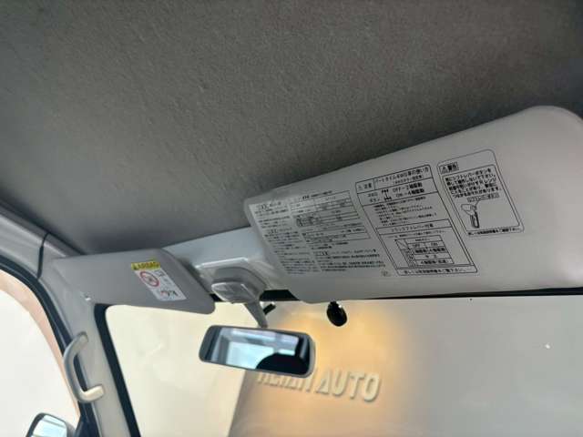 ダイハツ ハイゼットカーゴ ６６０ スペシャル ハイルーフ H29年 (近畿) 99