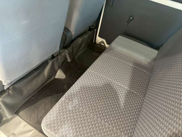 ダイハツ ハイゼットカーゴ ６６０ スペシャル ハイルーフ H29年 (近畿) 99