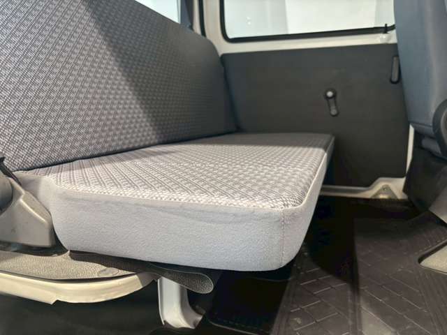 ダイハツ ハイゼットカーゴ ６６０ スペシャル ハイルーフ H29年 (近畿) 99