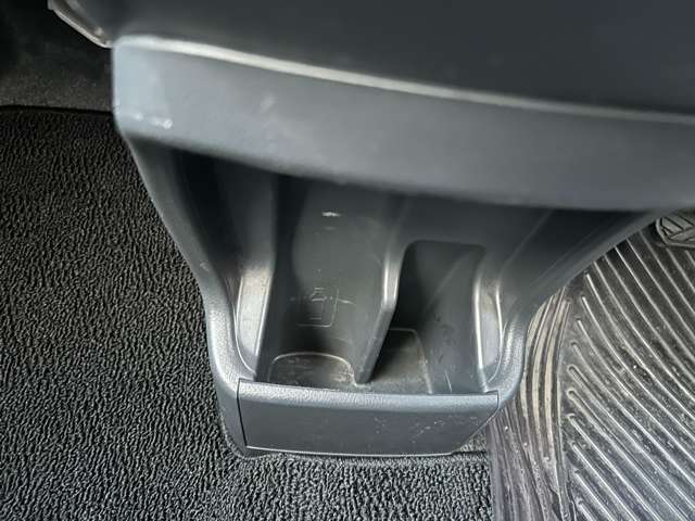 スズキ ワゴンＲ ６６０ ＦＸ リミテッド H26年 (中国) 99