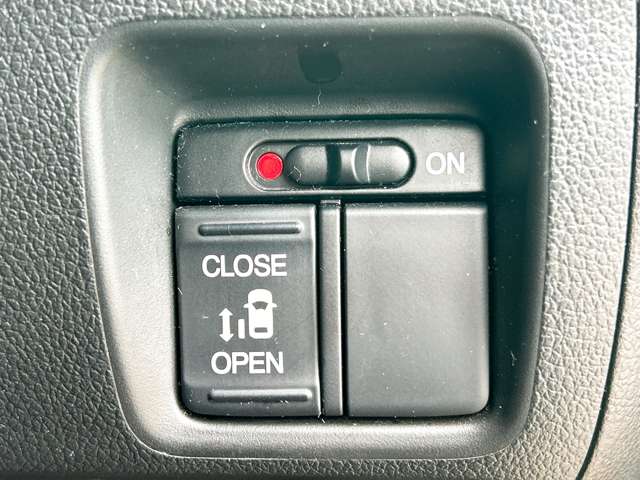 ホンダ Ｎ　ＢＯＸ ６６０ カスタムＧ Ｌパッケージ H28年 (九州・沖縄) 99