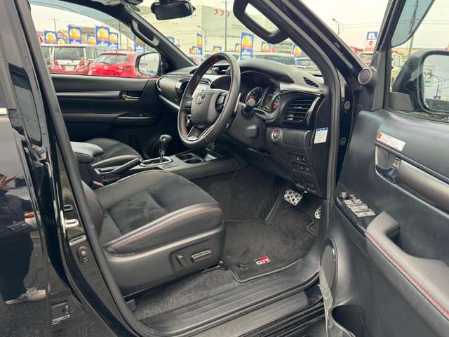 トヨタ ハイラックス ２．４ Ｚ ＧＲスポーツ ディーゼルターボ ４ＷＤ R5年 (九州・沖縄) 99