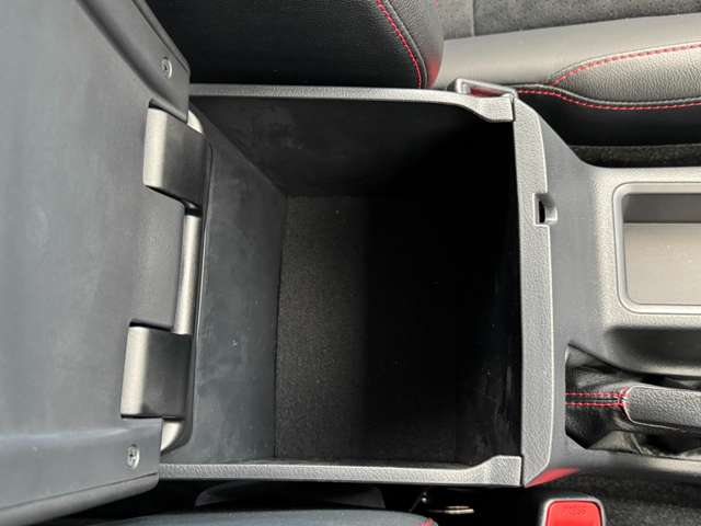 トヨタ ハイラックス ２．４ Ｚ ＧＲスポーツ ディーゼルターボ ４ＷＤ R5年 (九州・沖縄) 99