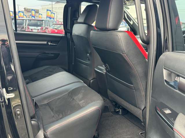 トヨタ ハイラックス ２．４ Ｚ ＧＲスポーツ ディーゼルターボ ４ＷＤ R5年 (九州・沖縄) 99