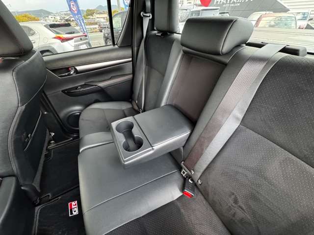 トヨタ ハイラックス ２．４ Ｚ ＧＲスポーツ ディーゼルターボ ４ＷＤ R5年 (九州・沖縄) 99