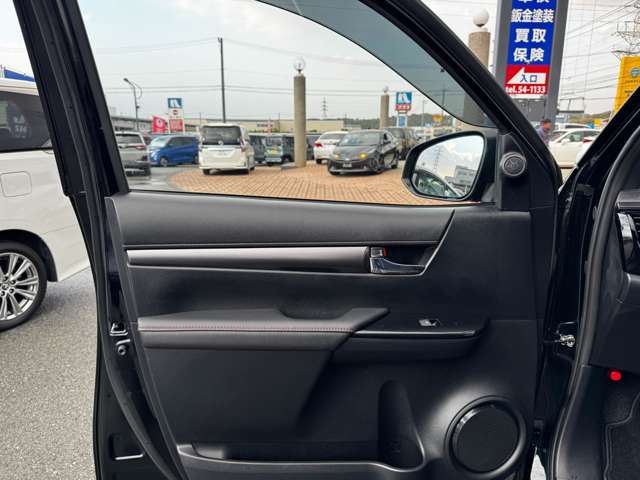 トヨタ ハイラックス ２．４ Ｚ ＧＲスポーツ ディーゼルターボ ４ＷＤ R5年 (九州・沖縄) 99