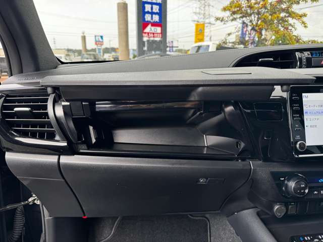 トヨタ ハイラックス ２．４ Ｚ ＧＲスポーツ ディーゼルターボ ４ＷＤ R5年 (九州・沖縄) 99