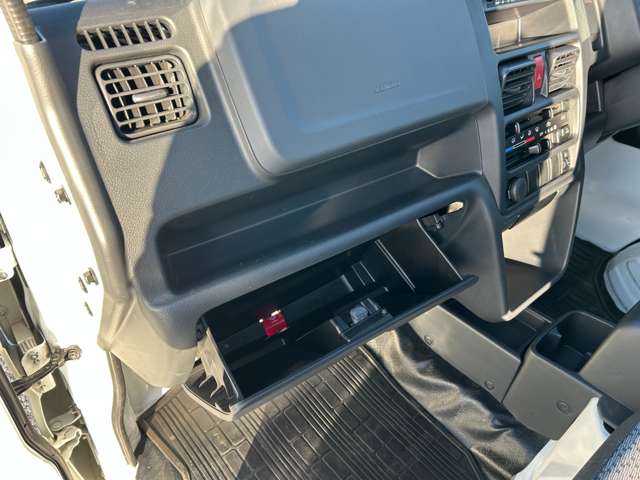 スズキ キャリイトラック ６６０ ＫＣエアコン・パワステ ３方開 R1年 (九州・沖縄) 99