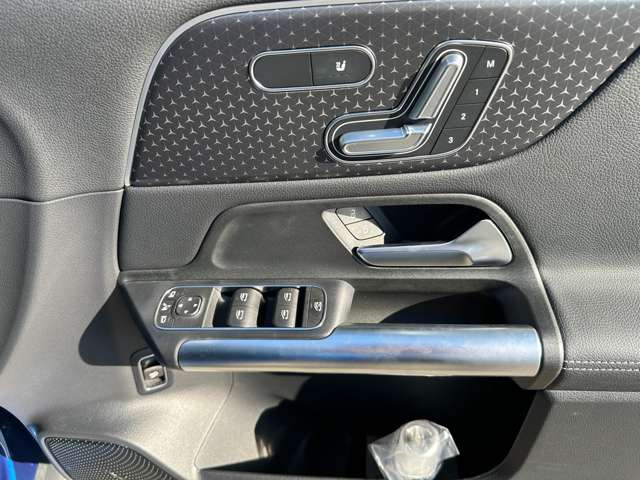 メルセデスベンツ ＧＬＡクラス ＧＬＡ１８０ R5年 (近畿) 99