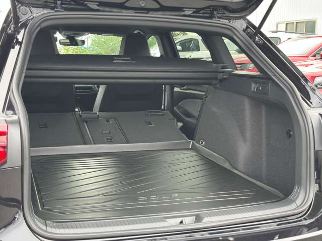 フォルクスワーゲン ゴルフヴァリアント ＴＤＩ Ｒライン プラチナム エディション ディーゼルターボ R5年 (近畿) 99