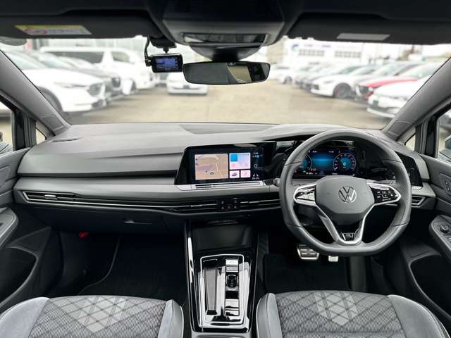 フォルクスワーゲン ゴルフヴァリアント ＴＤＩ Ｒライン プラチナム エディション ディーゼルターボ R5年 (近畿) 99