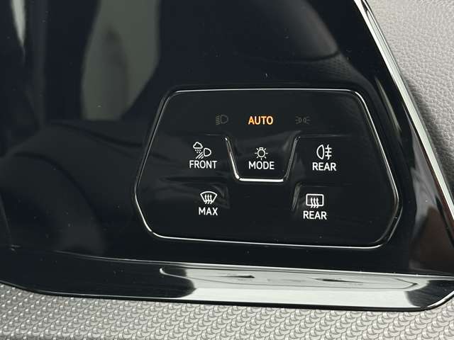 フォルクスワーゲン ゴルフヴァリアント ＴＤＩ Ｒライン プラチナム エディション ディーゼルターボ R5年 (近畿) 99