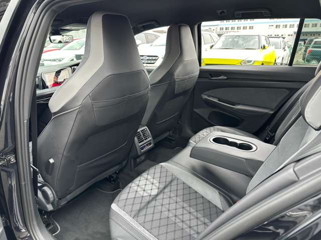 フォルクスワーゲン ゴルフヴァリアント ＴＤＩ Ｒライン プラチナム エディション ディーゼルターボ R5年 (近畿) 99