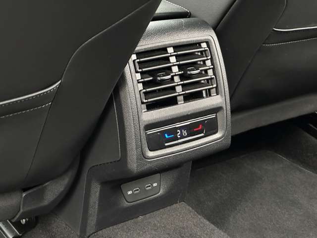 フォルクスワーゲン ゴルフヴァリアント ＴＤＩ Ｒライン プラチナム エディション ディーゼルターボ R5年 (近畿) 99