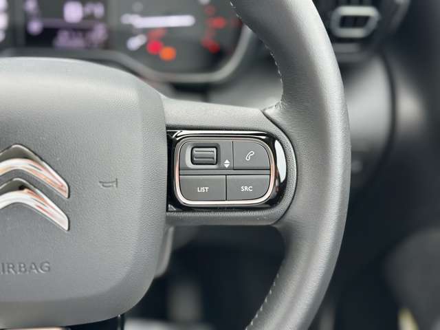 シトロエン Ｃ３　エアクロス　ＳＵＶ オレンジ ディーゼルターボ R6年 (近畿) 99