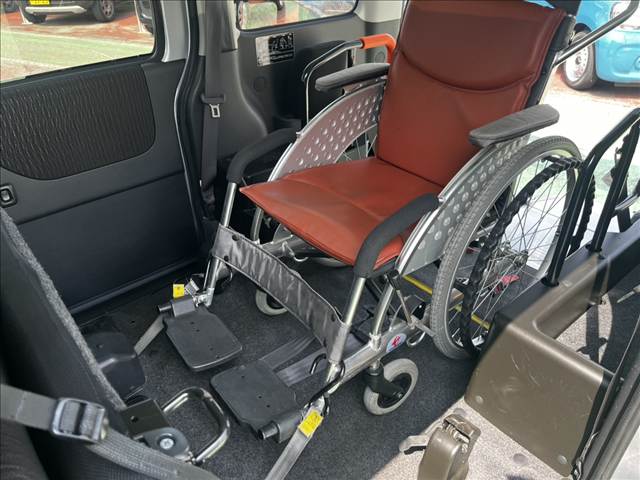 ダイハツ アトレーワゴン ６６０ フレンドシップ ＳＡＩＩＩ スローパー リヤシート付仕様 R2年 (関東) 99