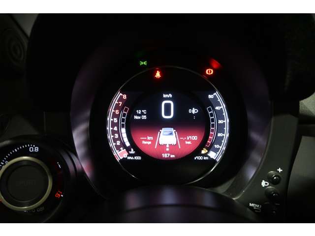 アバルト ５９５Ｃ 左ハンドルＭＴ ＴＵＲＩＳＭＯパッケージ R7年 (関東) 99