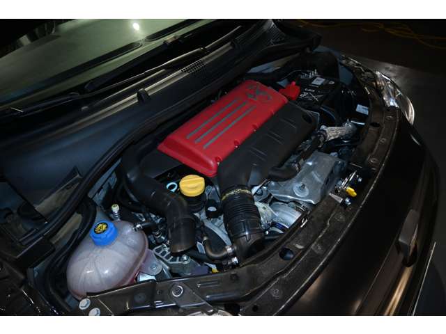 アバルト ５９５Ｃ 左ハンドルＭＴ ＴＵＲＩＳＭＯパッケージ R7年 (関東) 99