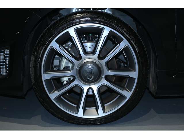 アバルト ５９５Ｃ 左ハンドルＭＴ ＴＵＲＩＳＭＯパッケージ R7年 (関東) 99