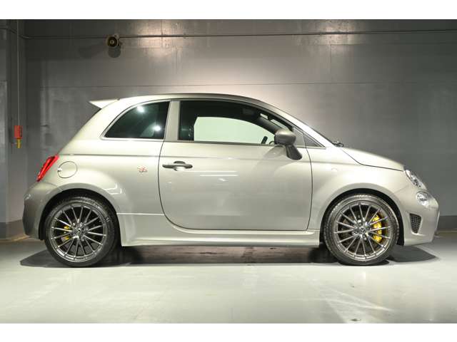 アバルト ６９５ １．４ 左ハンドルＭＴＡ R6年 (関東) 99