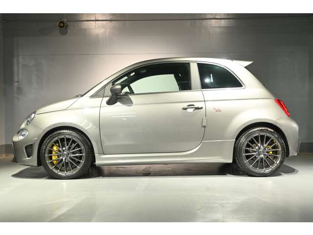 アバルト ６９５ １．４ 左ハンドルＭＴＡ R6年 (関東) 99