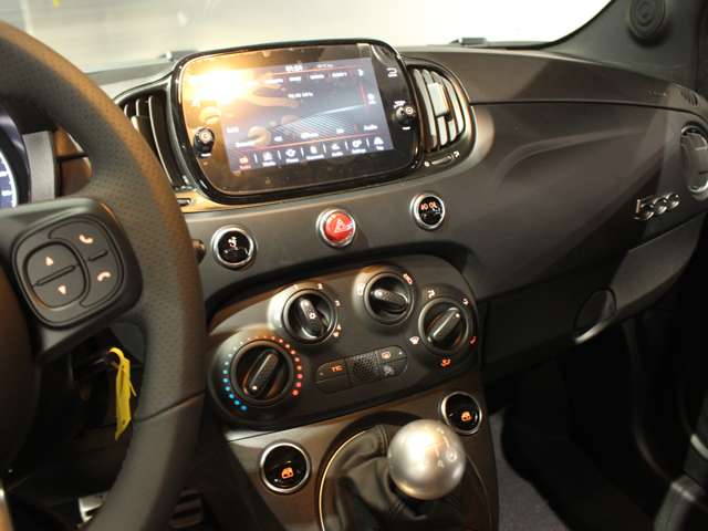 アバルト ５９５Ｃ １．４ 左ハンドルＭＴ R6年 (関東) 99