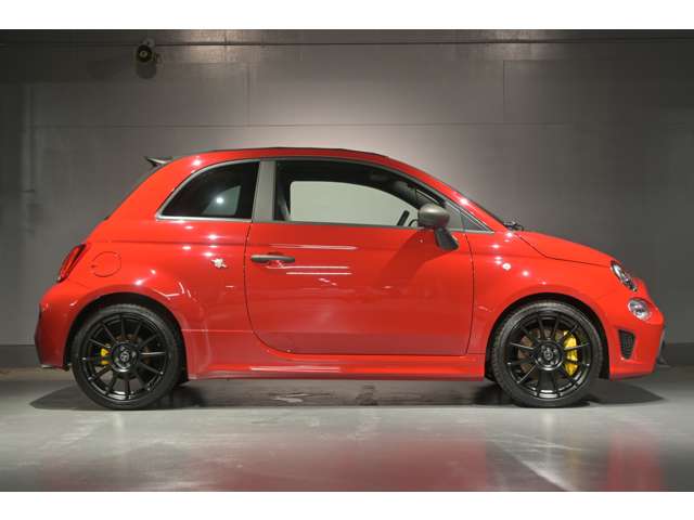 アバルト ６９５Ｃ コンペティツィオーネ 左ハンドル ＭＴ R6年 (関東) 99