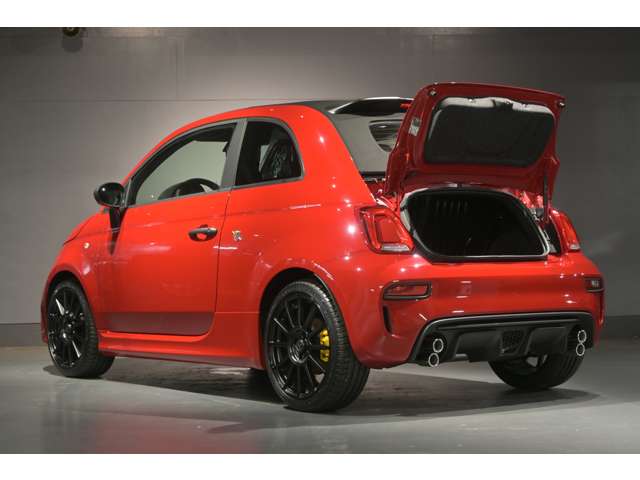 アバルト ６９５Ｃ コンペティツィオーネ 左ハンドル ＭＴ R6年 (関東) 99