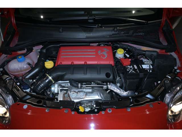 アバルト ６９５Ｃ コンペティツィオーネ 左ハンドル ＭＴ R6年 (関東) 99