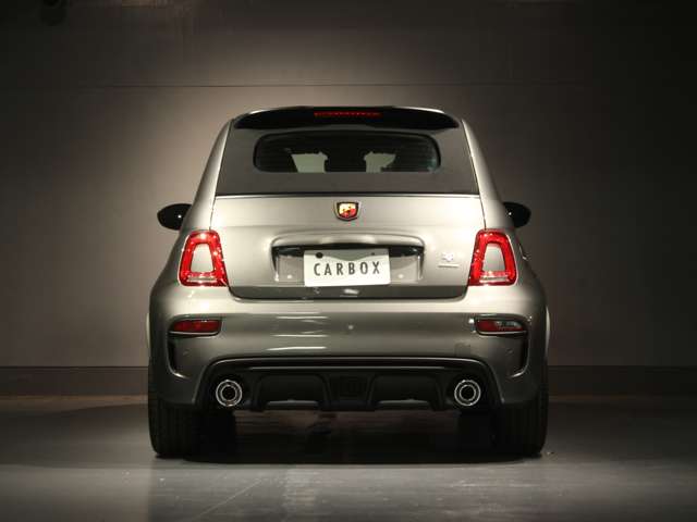 アバルト ５９５Ｃ ツーリズモ 左ＭＴ ブラックレザー R5年 (関東) 99