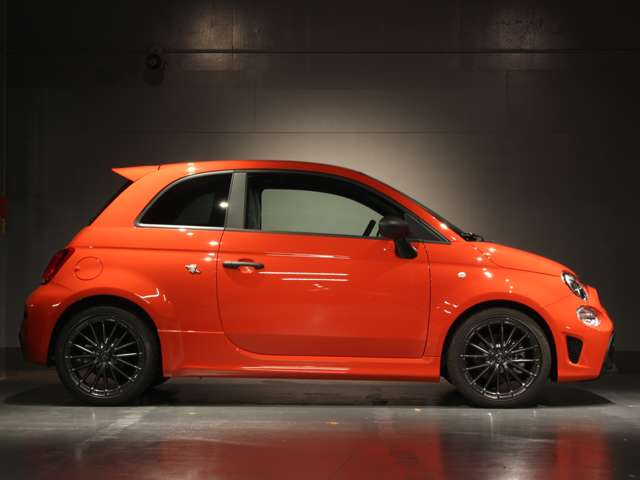 アバルト ５９５ １．４ オレンジレーシング R5年 (関東) 99