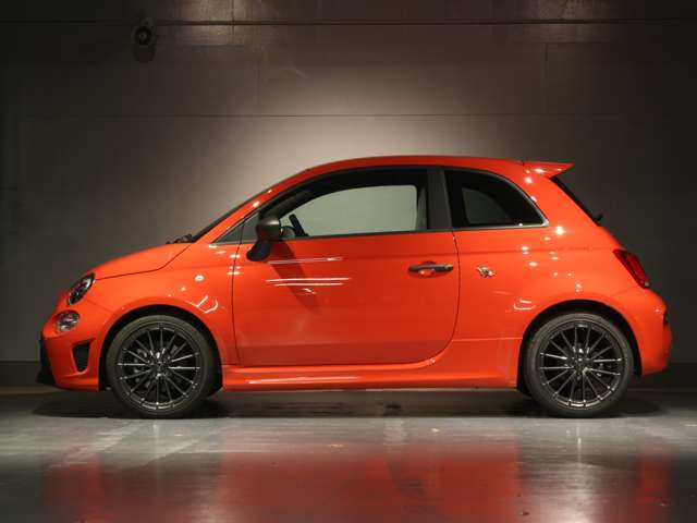 アバルト ５９５ １．４ オレンジレーシング R5年 (関東) 99