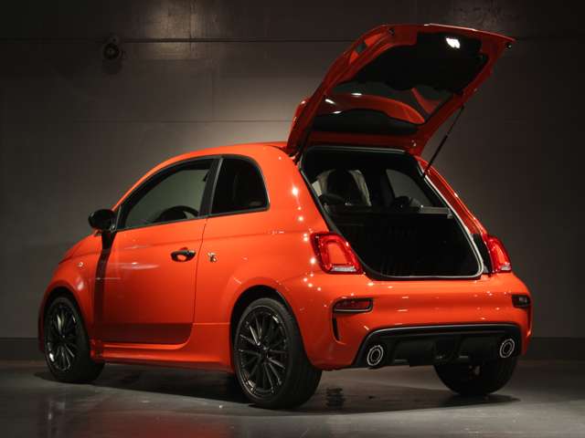 アバルト ５９５ １．４ オレンジレーシング R5年 (関東) 99