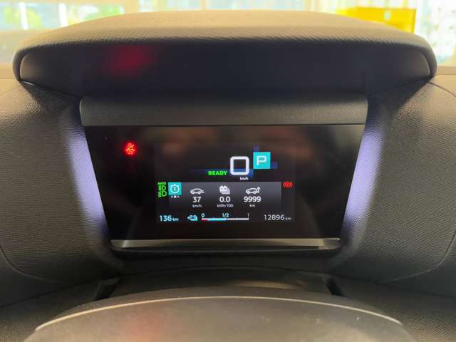 シトロエン Ｅ−Ｃ４ シャイン R4年 (関東) 99