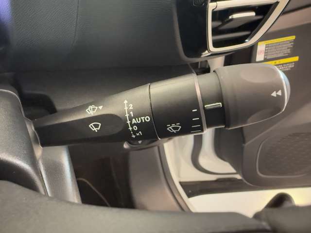 シトロエン Ｅ−Ｃ４ シャイン R4年 (関東) 99