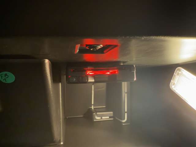 シトロエン Ｅ−Ｃ４ シャイン R4年 (関東) 99